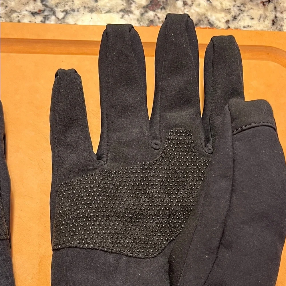 The North Face Gloves - Picture 5 of 10